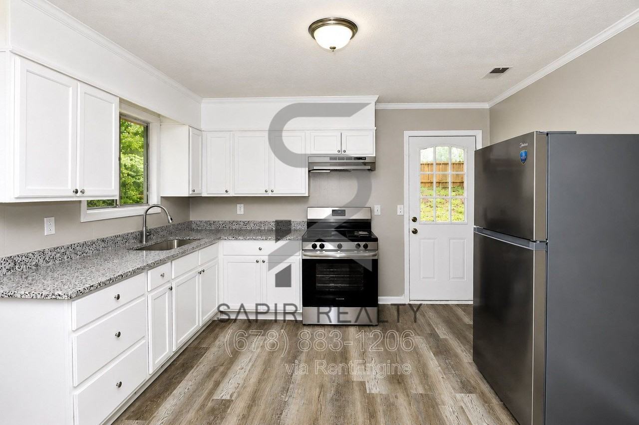 6329 Wellington Dr - Photo 6 of 23