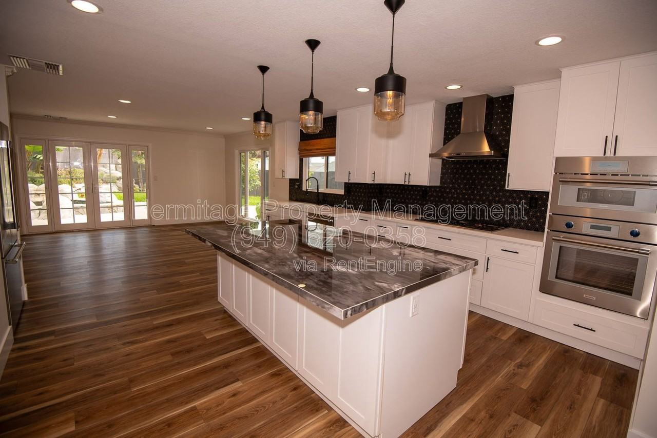 1226 E Ensign Cir - Photo 5 of 11