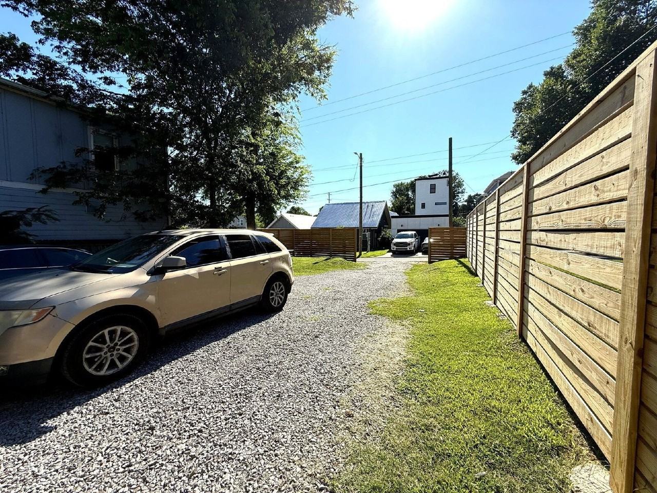 22 Claiborne St #B - Photo 3 of 14