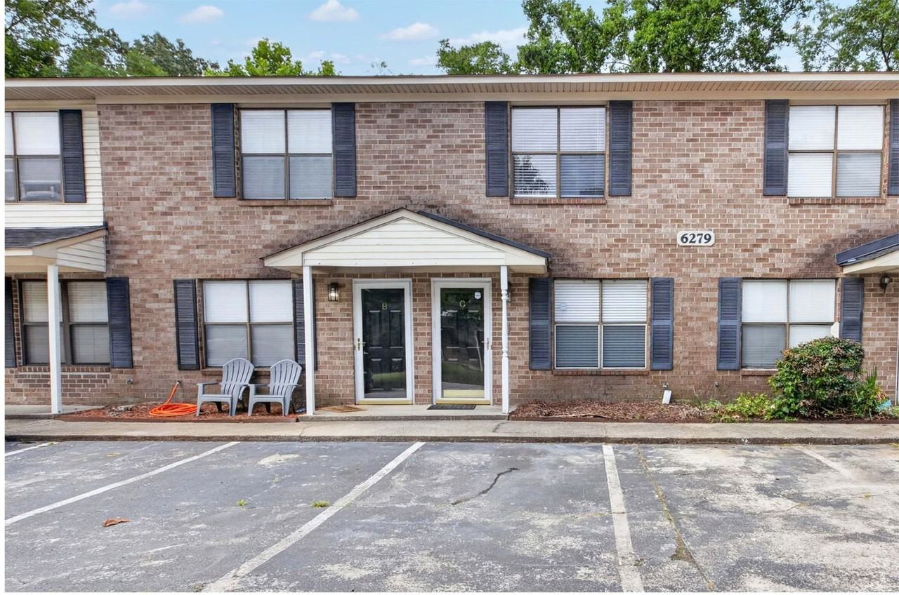 6279 Lucille Dr #C