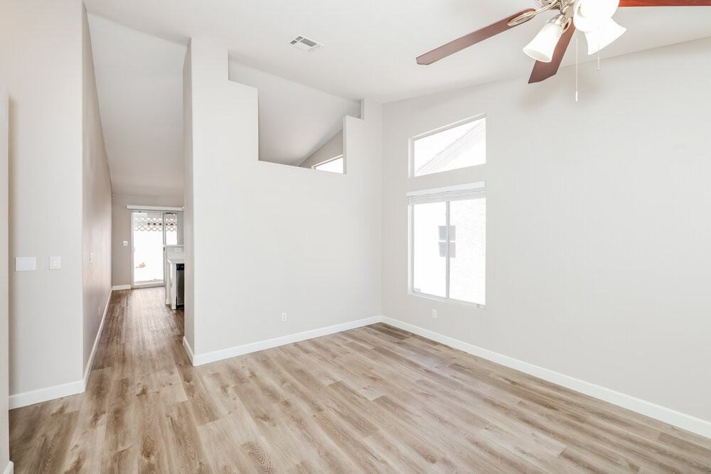 3639 Covewick Dr - Photo 4 of 16