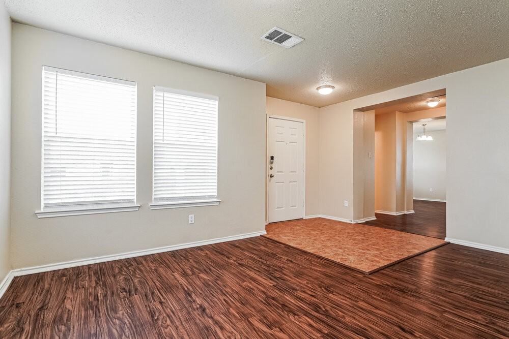 604 Snowy Orchid Ln - Photo 6 of 17