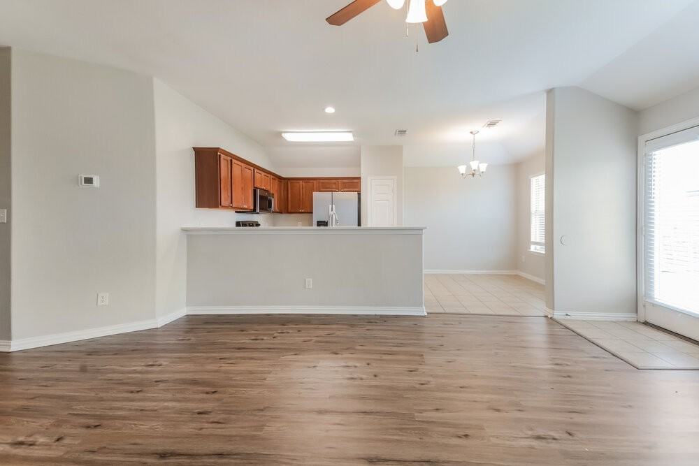 713 Cedar Cove Dr - Photo 7 of 16