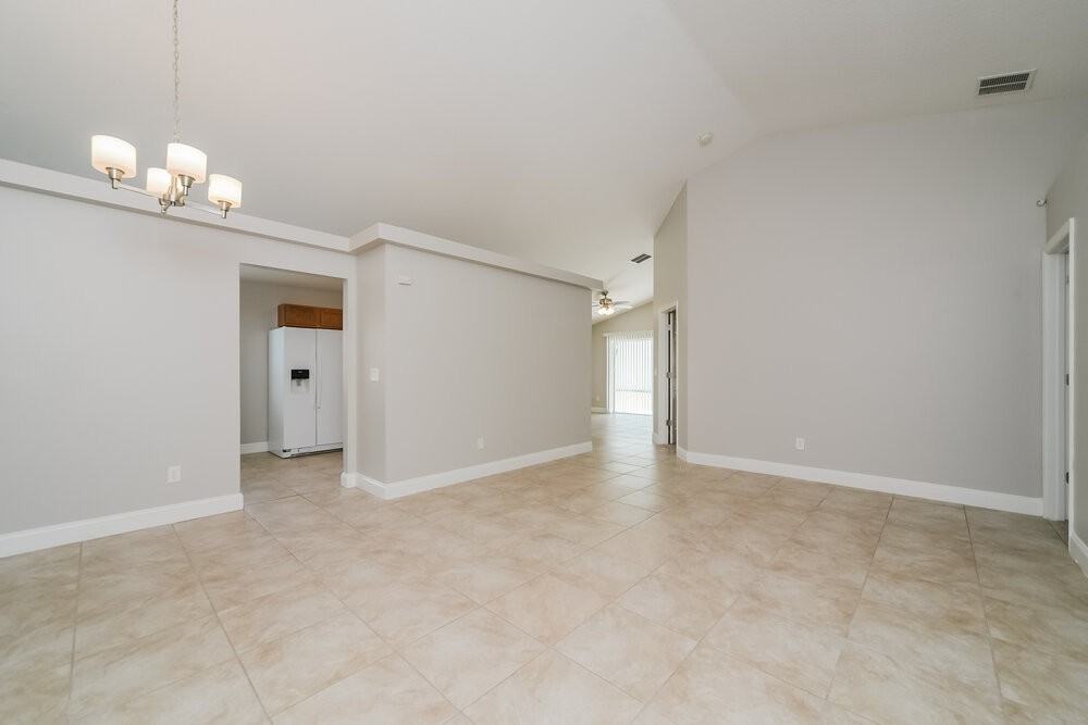 2708 Eagle Creek Ct - Photo 4 of 16