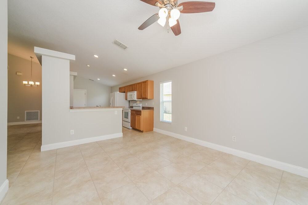 2708 Eagle Creek Ct - Photo 6 of 16