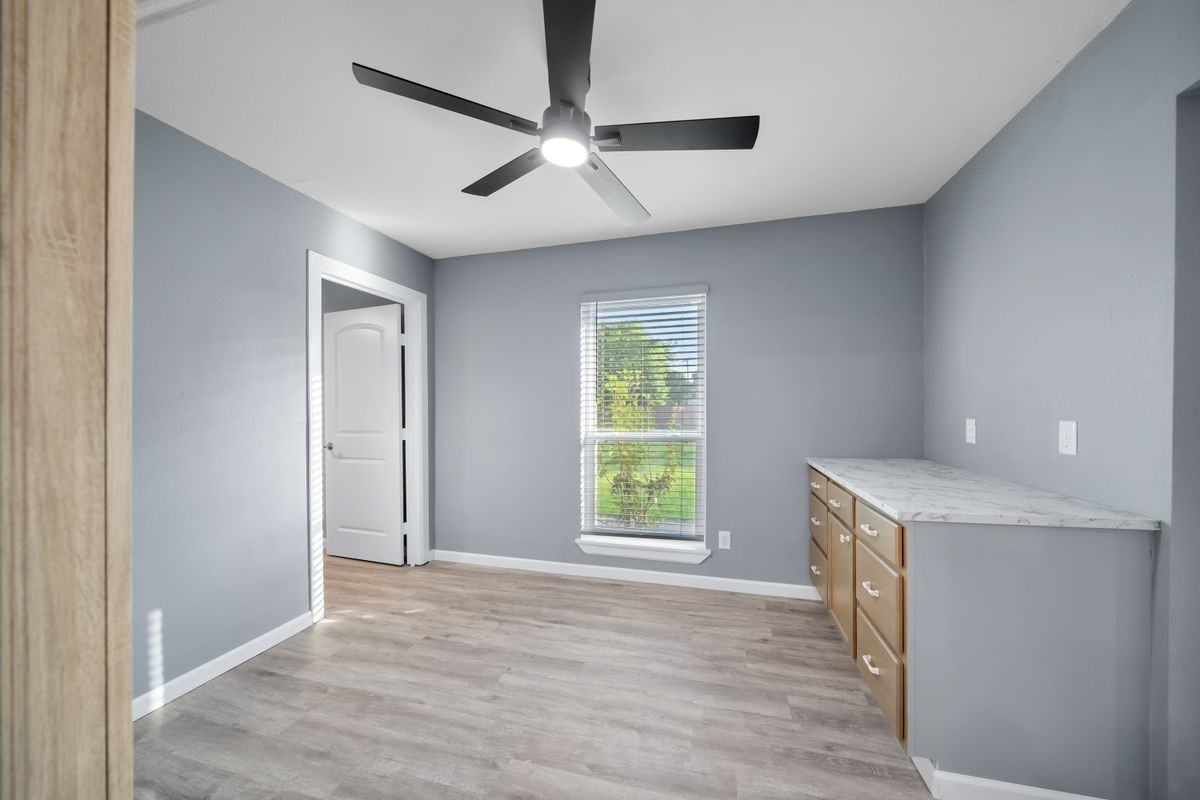 104 Rankin - Photo 7 of 18
