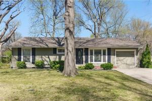 featured image of 7724 Colonial Dr