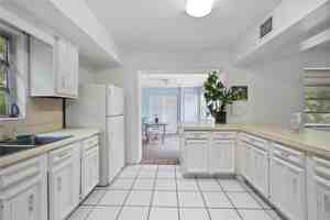 featured image of 4430 Ne 16th Ter