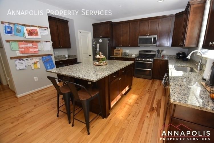 917 Saint Martins Loop - Photo 5 of 45