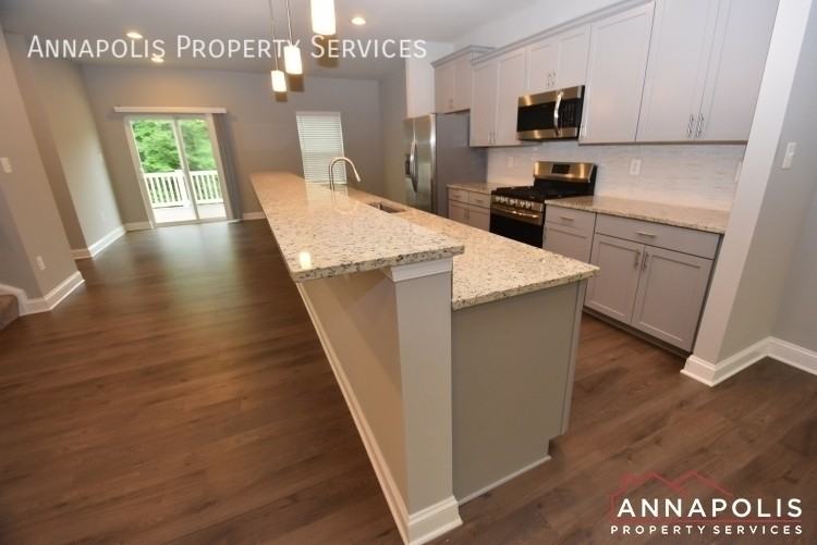 2625 Smooth Alder St N - Photo 4 of 33