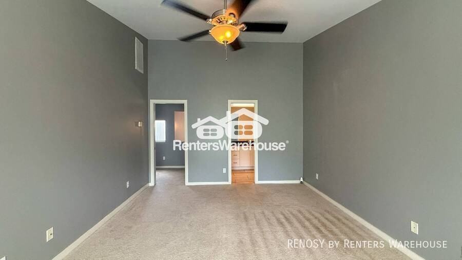 2605 Calumet St - Photo 4 of 16