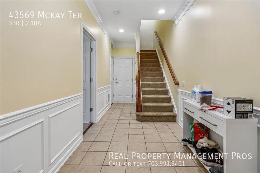 43569 Mckay Ter - Photo 4 of 38