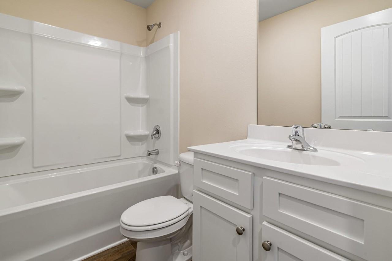 2203 Lagganmore Dr - Photo 5 of 24