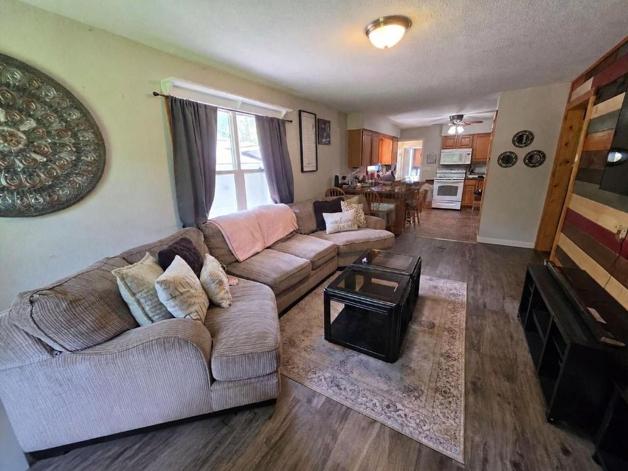 4940 Hobbs Rd - Photo 5 of 22