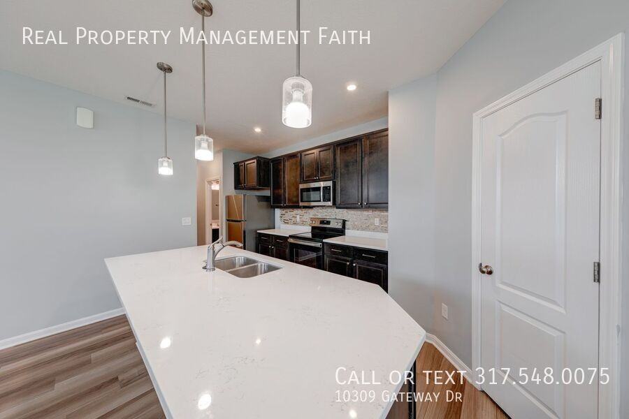 10309 Gateway Dr - Photo 6 of 25