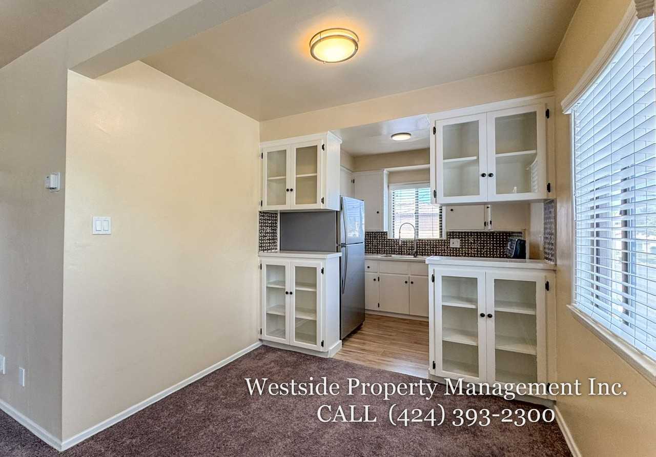 2202 W 84th Pl #2 - Photo 5 of 28