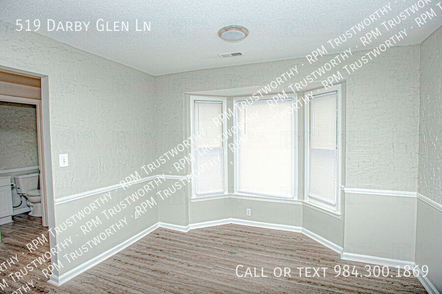 519 Darby Glen Ln - Photo 2 of 28