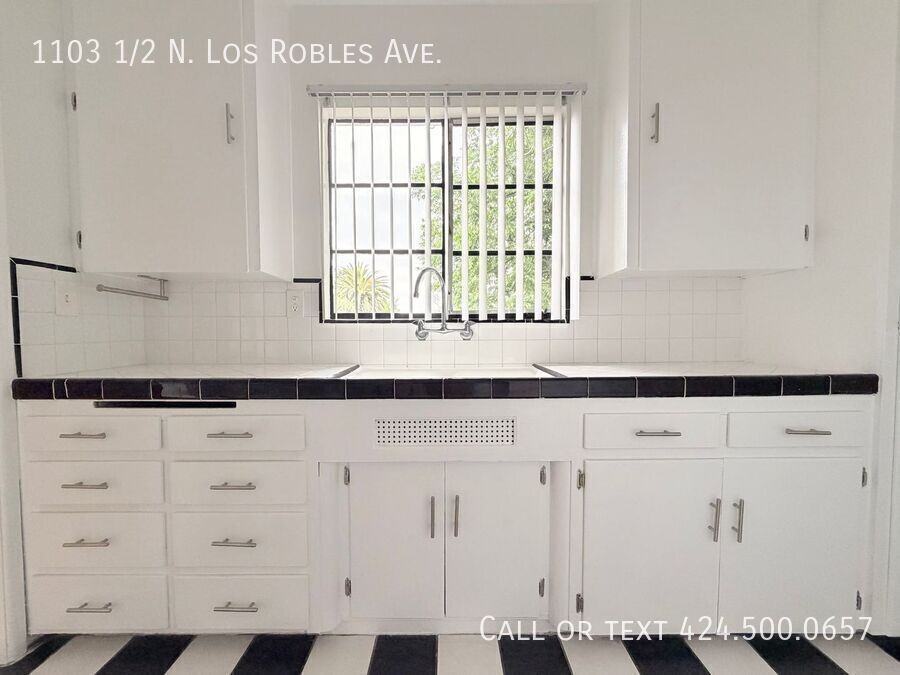 1103 1/2 N Los Robles Ave - Photo 7 of 19