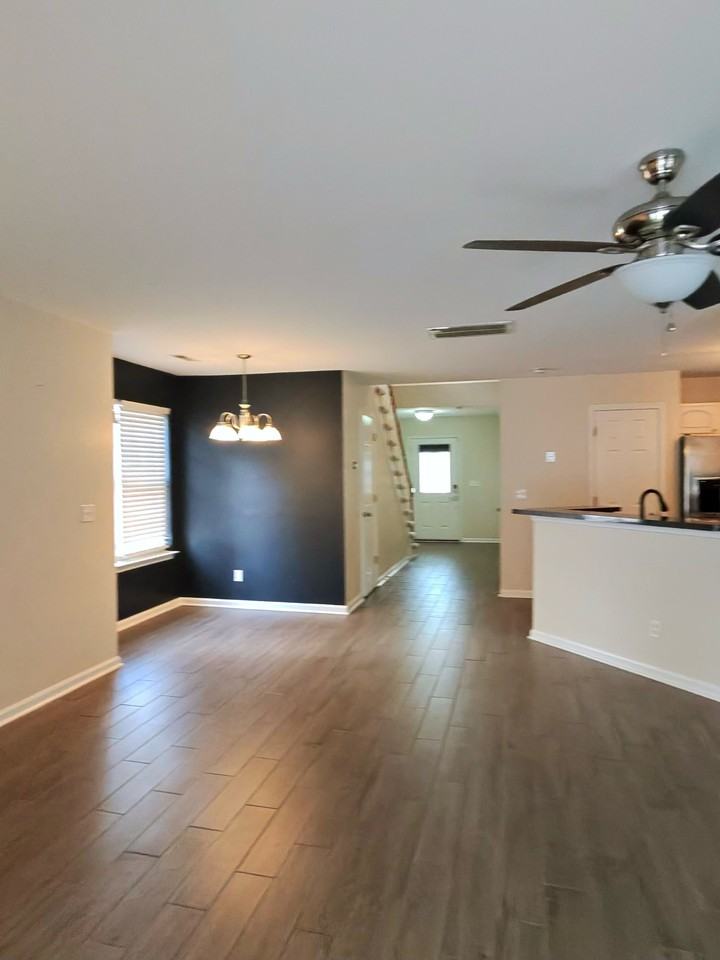 105 Chardonnay Rd - Photo 7 of 29