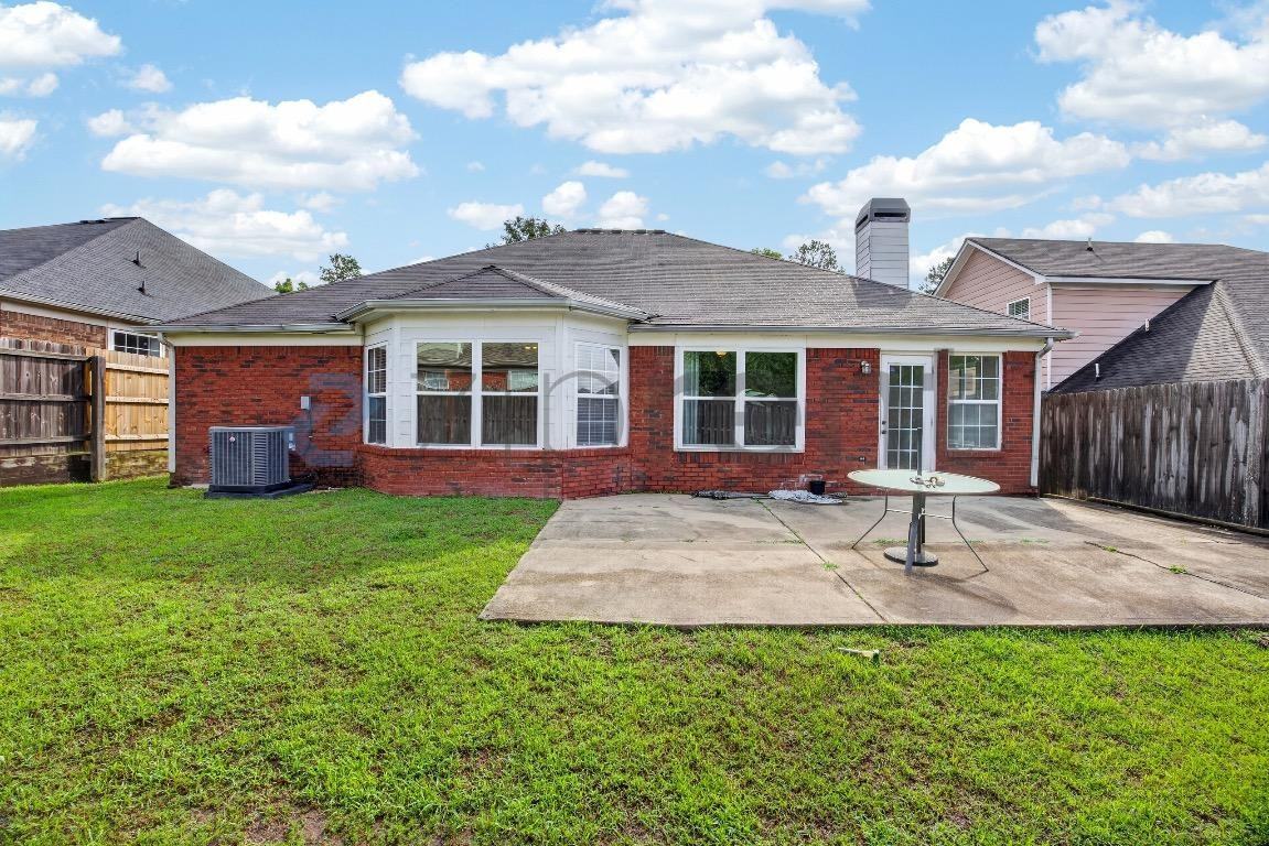 2882 Newtons Crest Cir - Photo 5 of 31