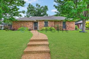 featured image of 619 Quail Ln