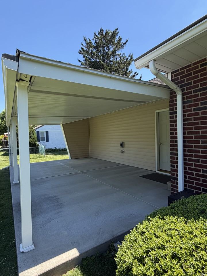 139 S Eastview Ave #NA - Photo 3 of 27
