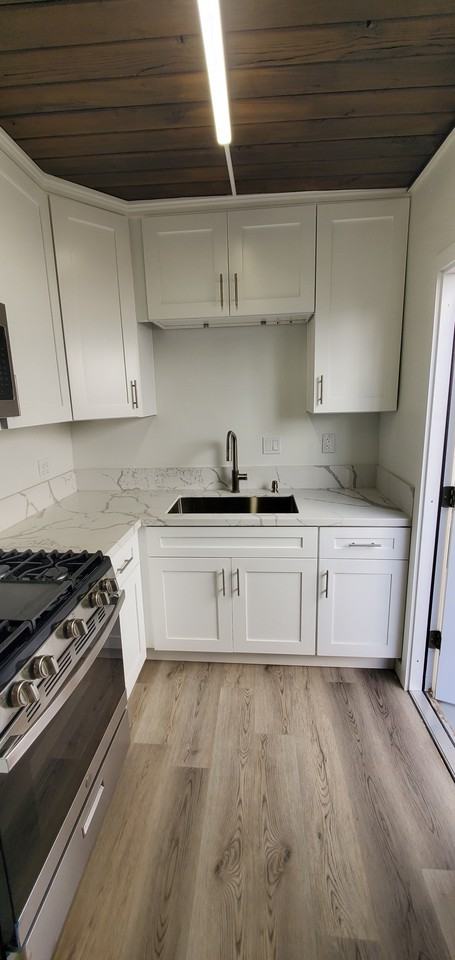 1434 E 8th St #1434 - Photo 2 of 14