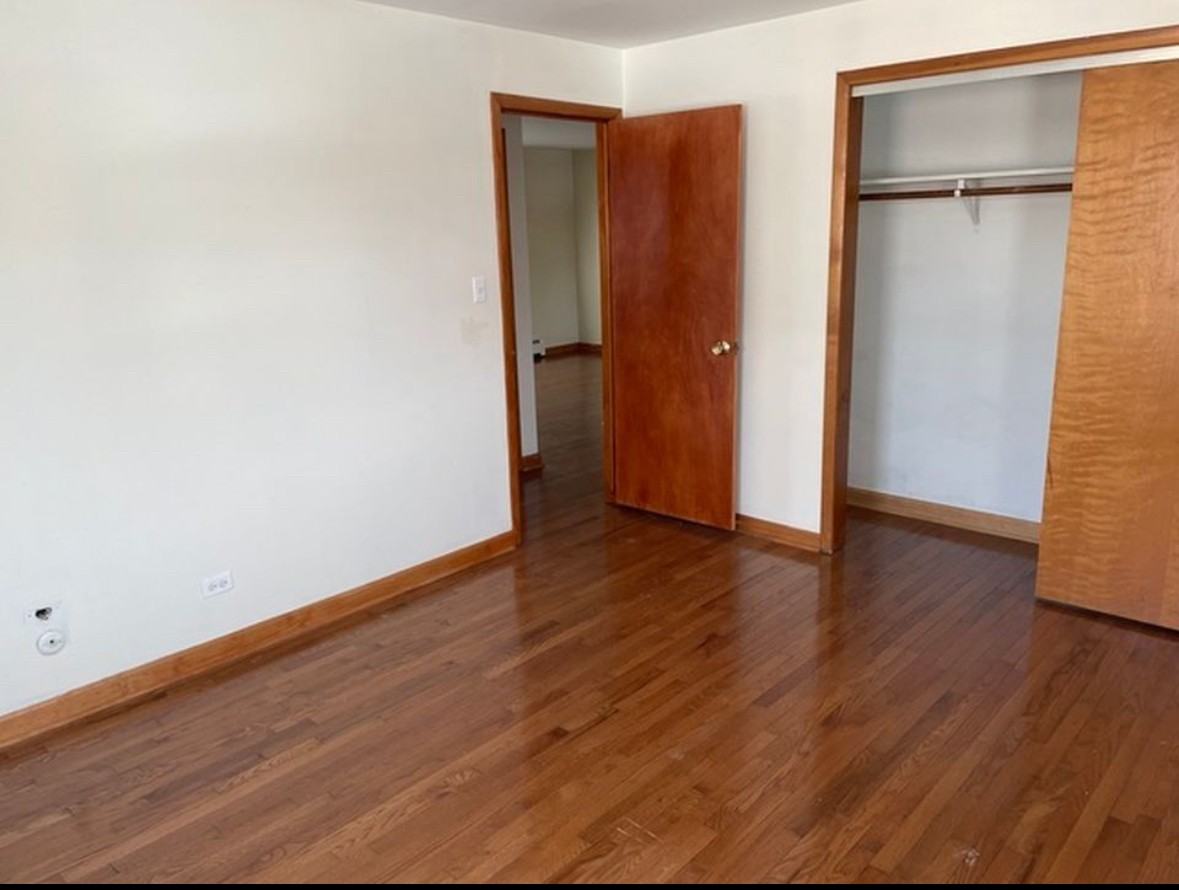 17520 Ridgeland Ave #4 - Photo 2 of 5