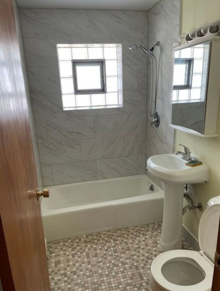 17520 Ridgeland Ave #4 - Photo 4 of 5