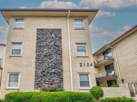 2124 N Harlem Ave #2W - Photo 1 of 1