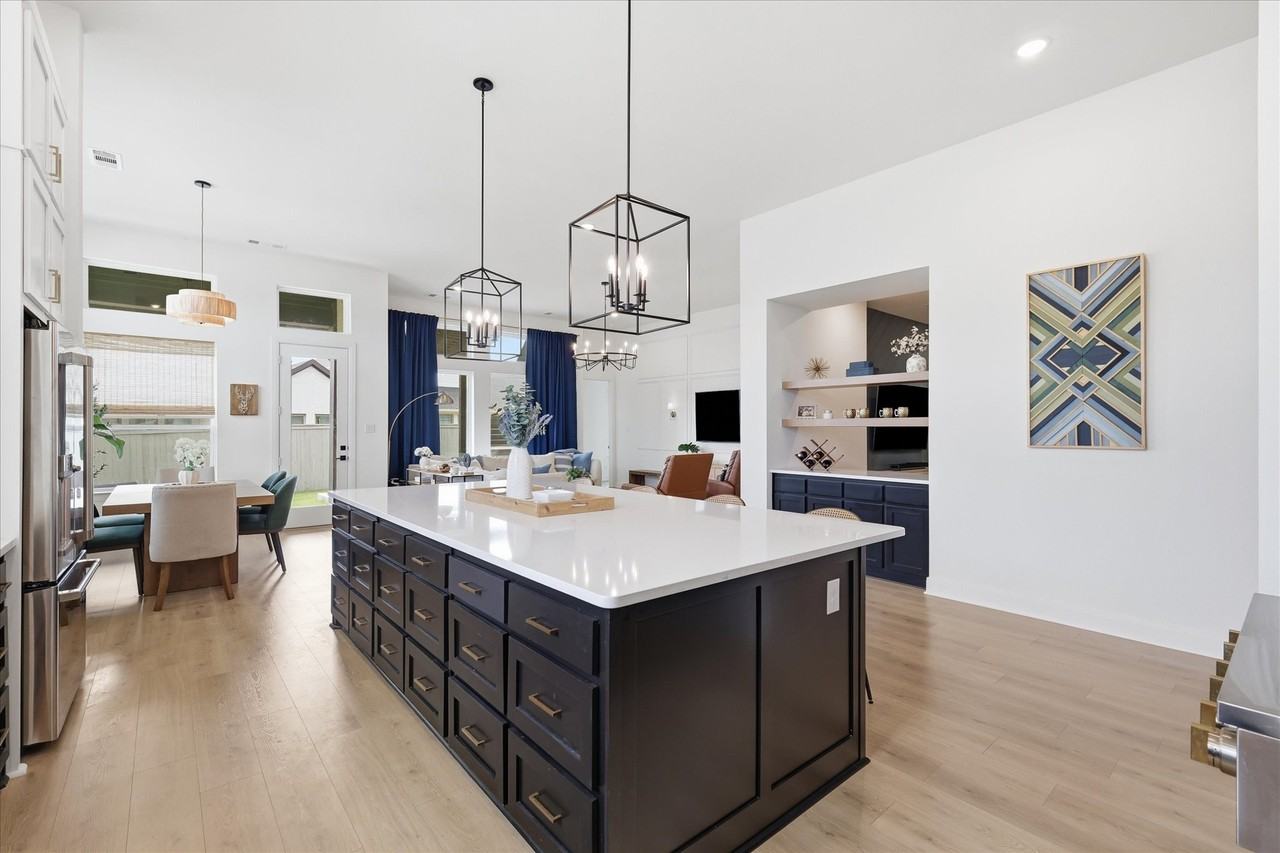 501 Horizon Way #NA - Photo 3 of 42