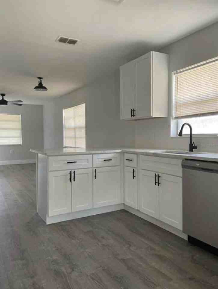 854 Shirley Ann Trl #NA - Photo 4 of 17