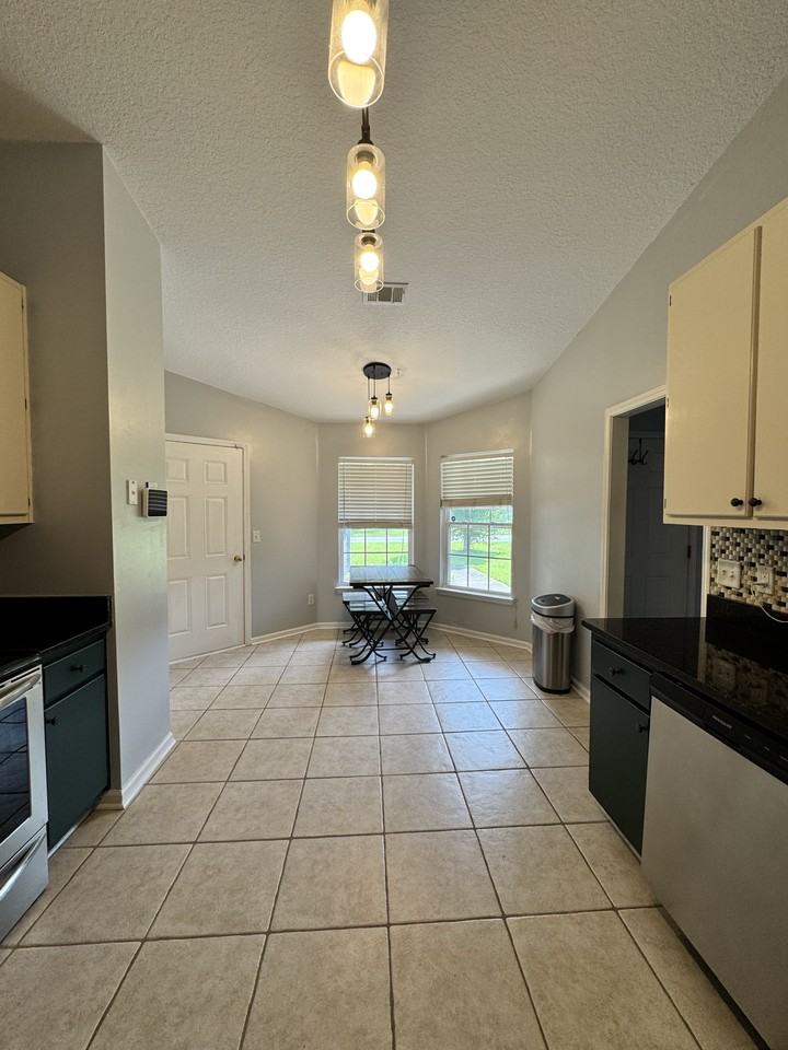 38 Kristins Dr #NA - Photo 5 of 16