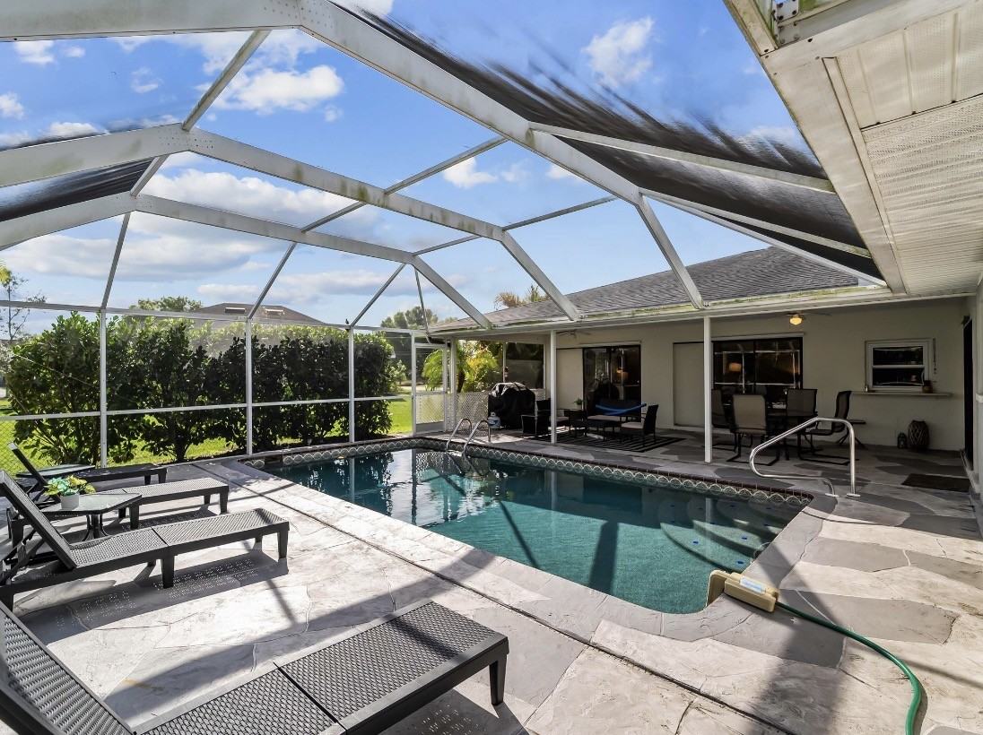 1535 Ultramarine Ln #NA - Photo 7 of 44
