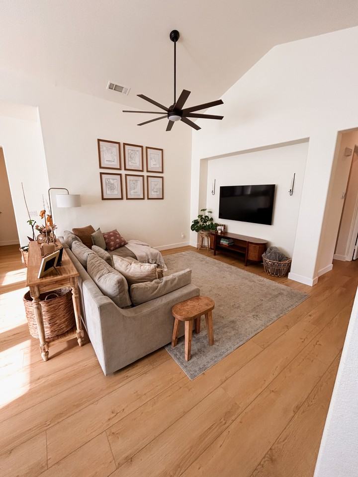 27027 Sunningdale Way #NA - Photo 7 of 21