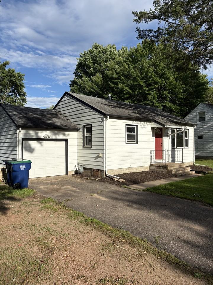 5515 Glad St #NA - Photo 2 of 25