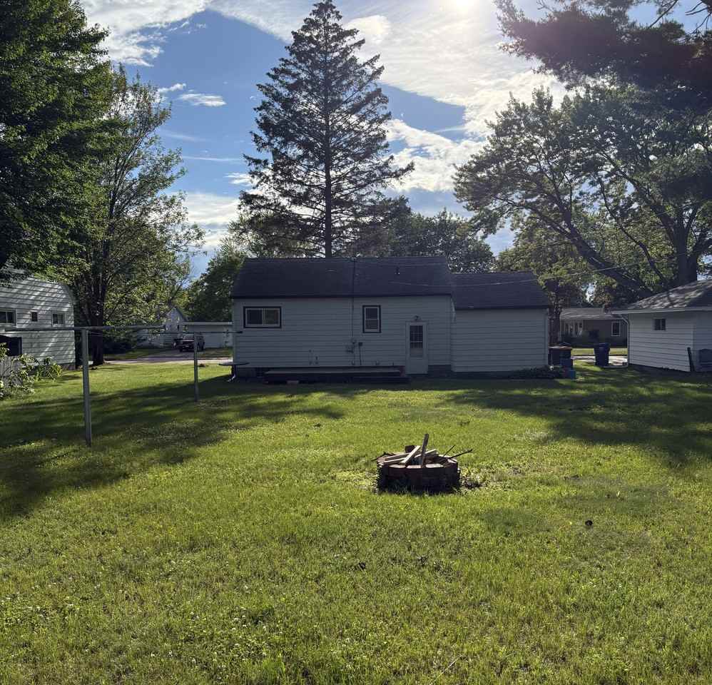 5515 Glad St #NA - Photo 5 of 25
