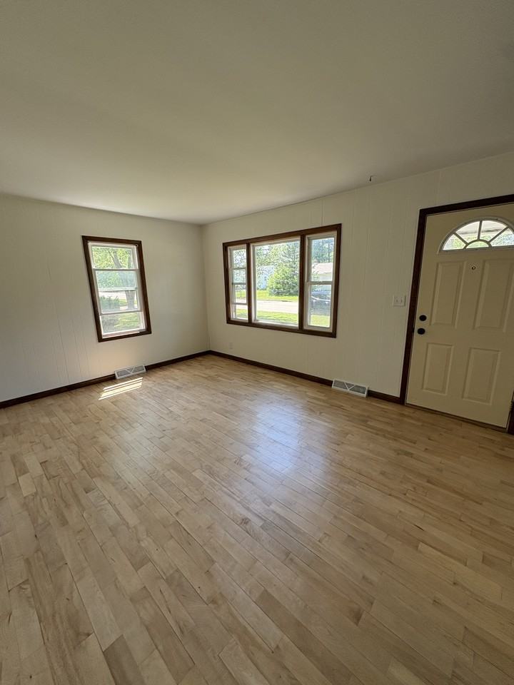 5515 Glad St #NA - Photo 7 of 25