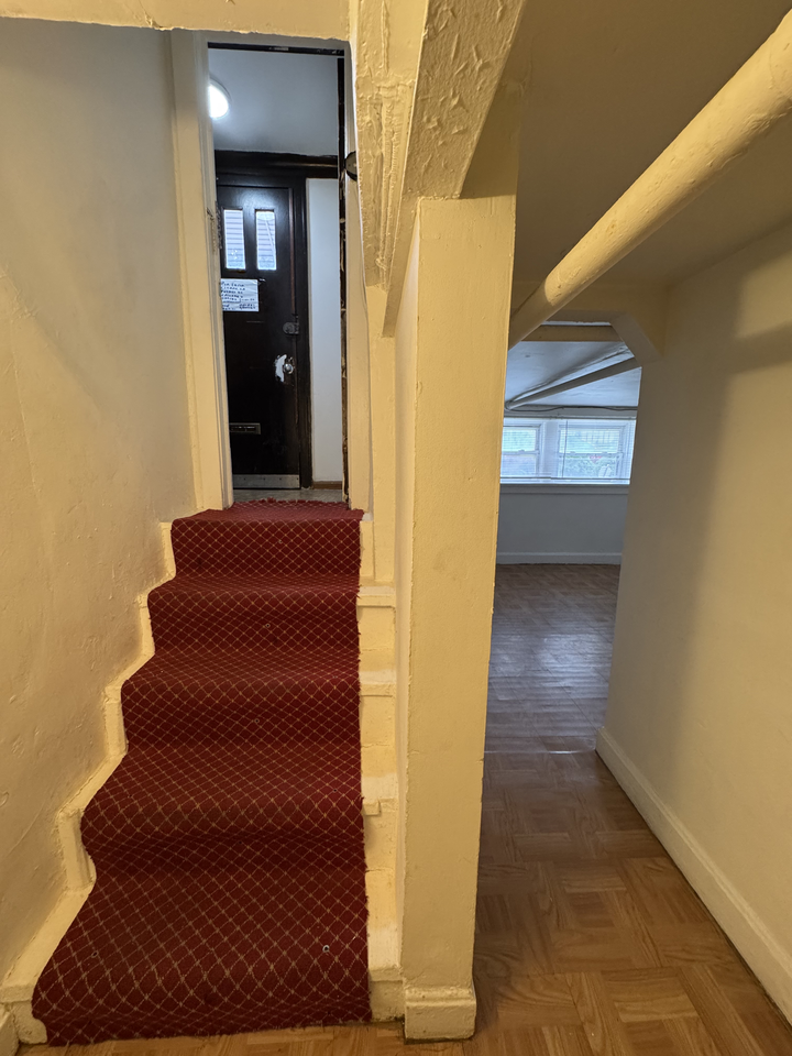 1443 N Hamlin Ave #B - Photo 2 of 16