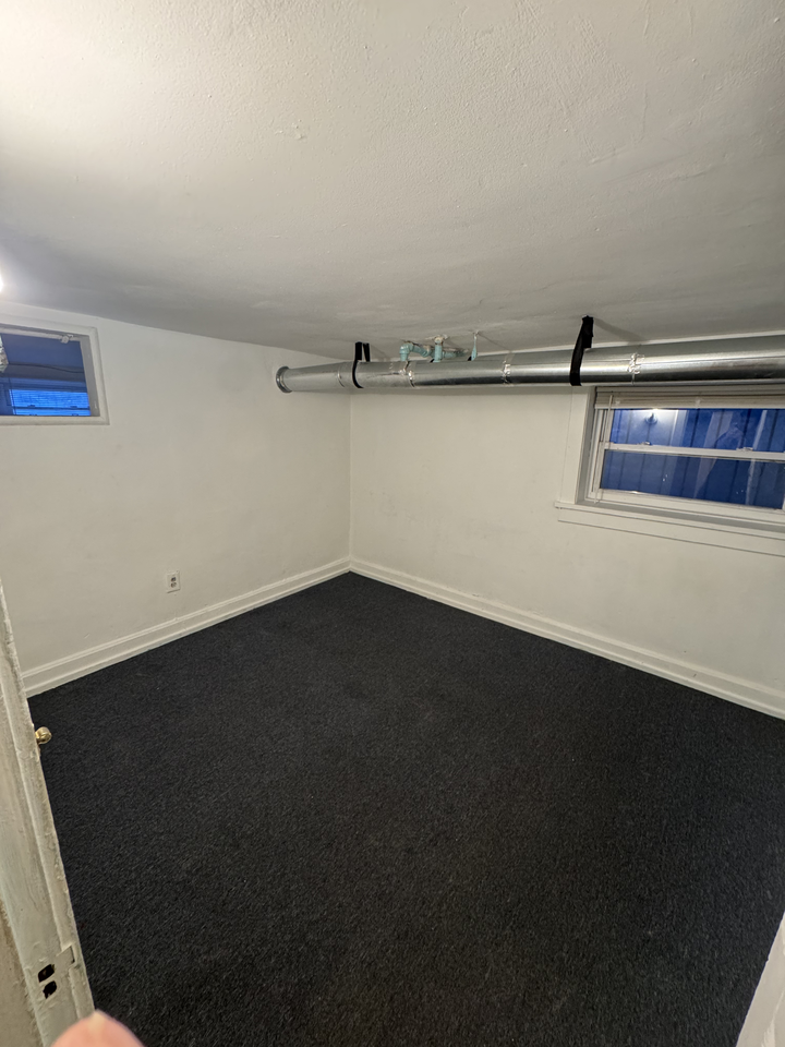 1443 N Hamlin Ave #B - Photo 5 of 16