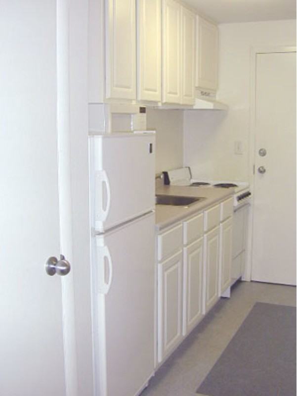 1025 James St - Photo 3 of 6