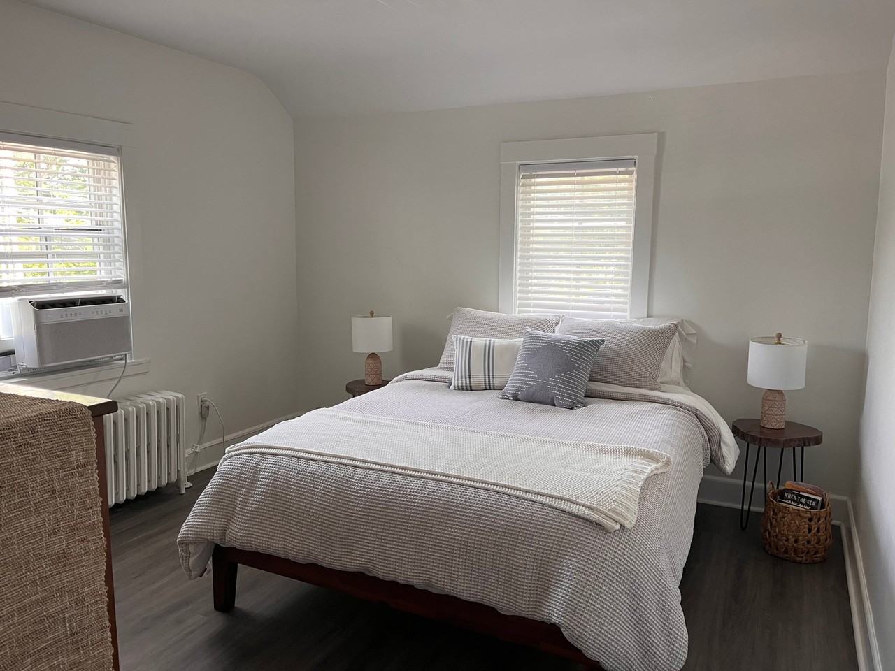 41 Harrison Ave - Photo 6 of 17