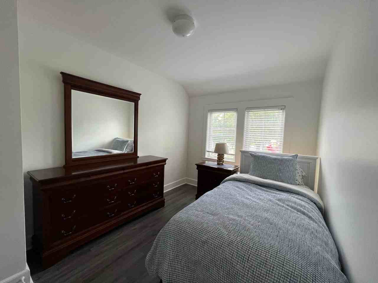 41 Harrison Ave - Photo 7 of 17