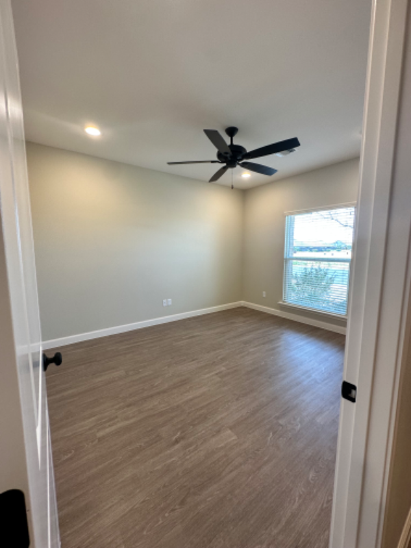 1308 Milltown Rd - Photo 4 of 23