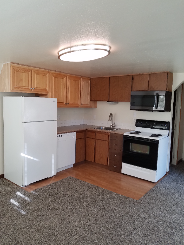 902B 15th Ave - Photo 6 of 8