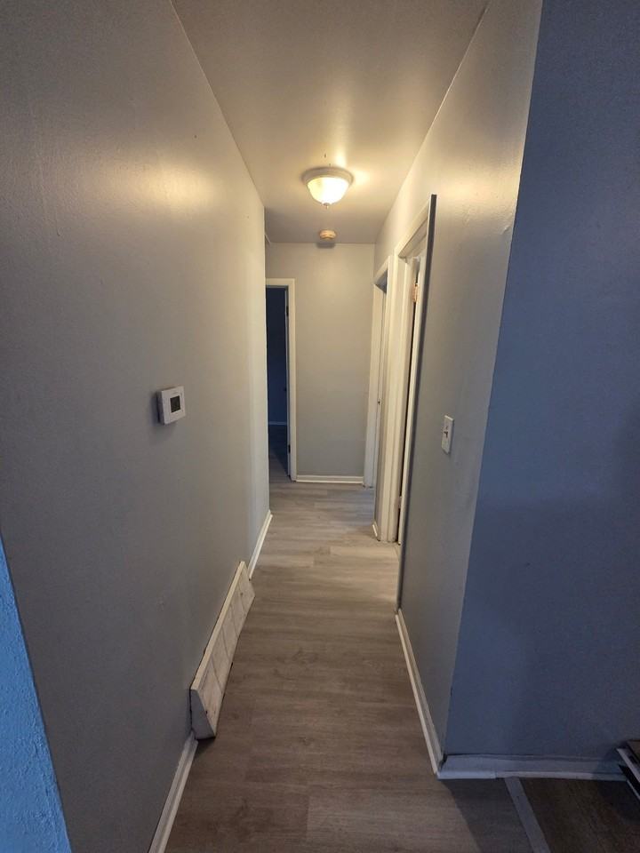 6630 Eastmont Dr - Photo 7 of 11