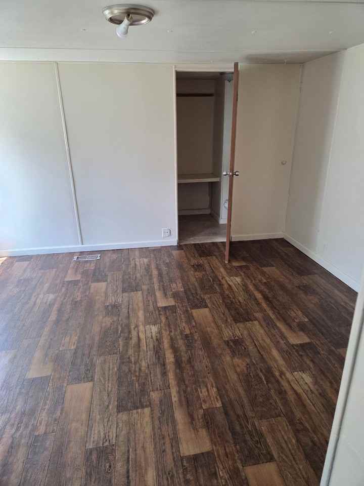 2830 Connecticut Ct Ne #LOT2 - Photo 2 of 10