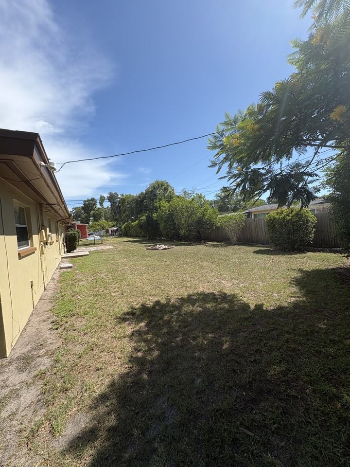 1506 Barbara Ave #NA - Photo 4 of 32