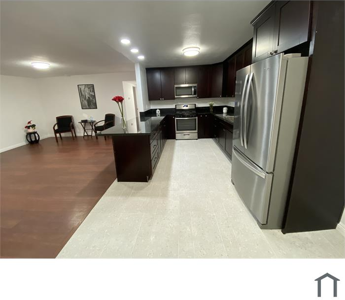 841 40th St #841 - Photo 4 of 10
