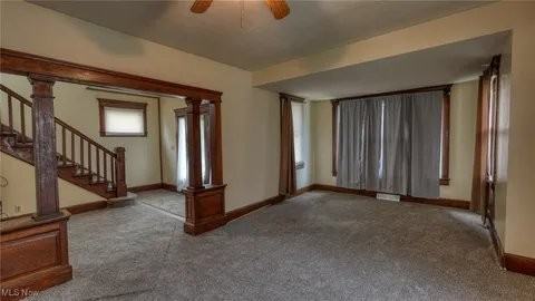 1515 Stewart Ave - Photo 6 of 10